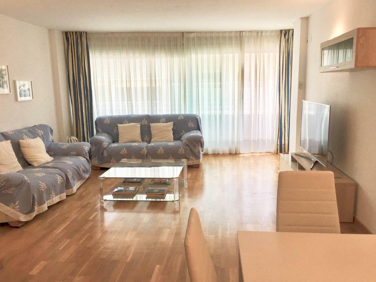 Ancora Frontbeach Luxury Apartment Тоса де Мар Екстериор снимка